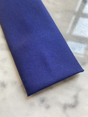 VINTAGE 1940s/1950s electric blue/purple 2-toned, square end NECK TIE, skinny - Picture 2 of 3