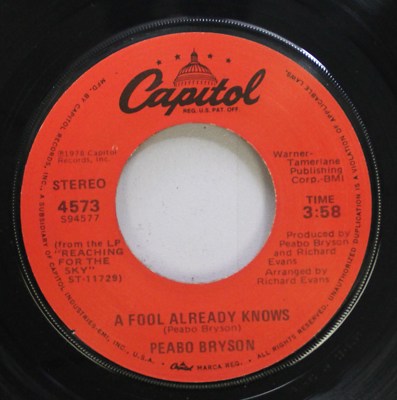 Soul 45 Peabo Bryson - A Fool Already Knows / Feel The Fire On Capitol