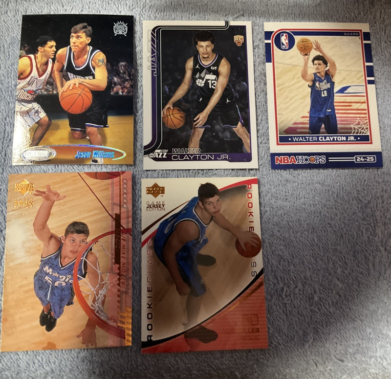 FLORIDA GATOR 35 - assorted Basketball cards no dups, lots of Rookie’s &Stars