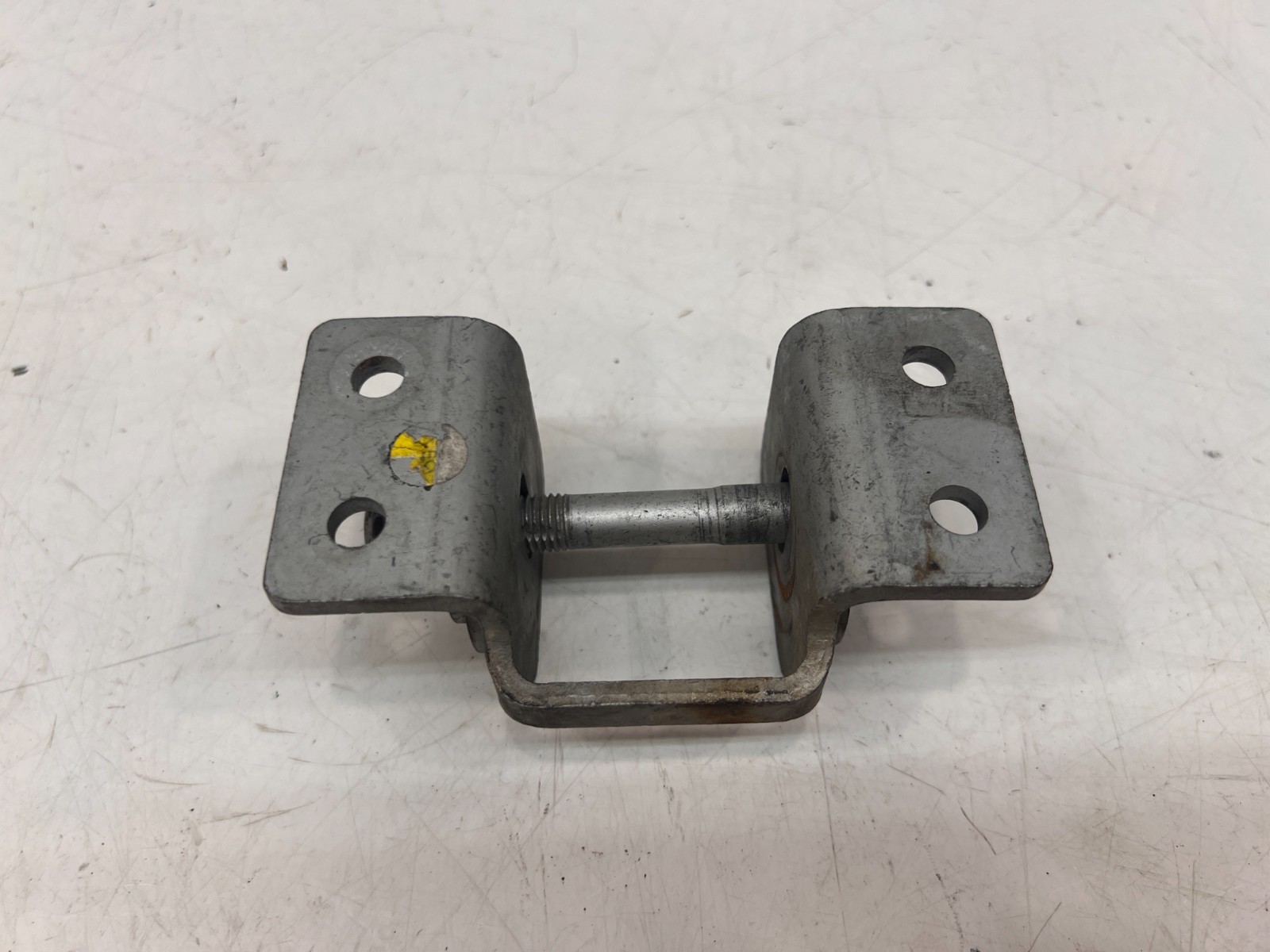 Lamborghini Gallardo Mounting bracket P/N 400407457