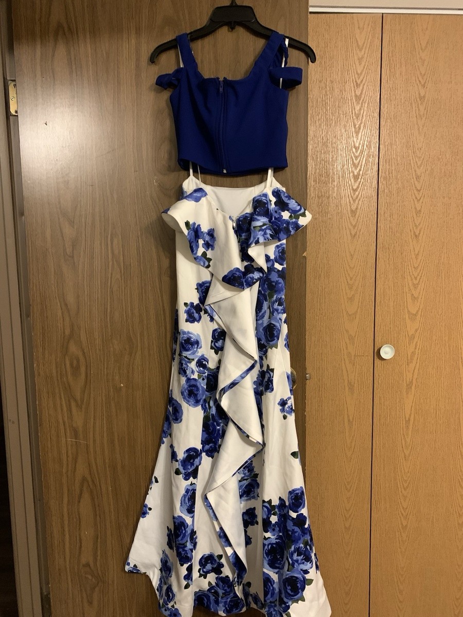Social Code Floral Two Piece Prom Dress Size 3 View 2