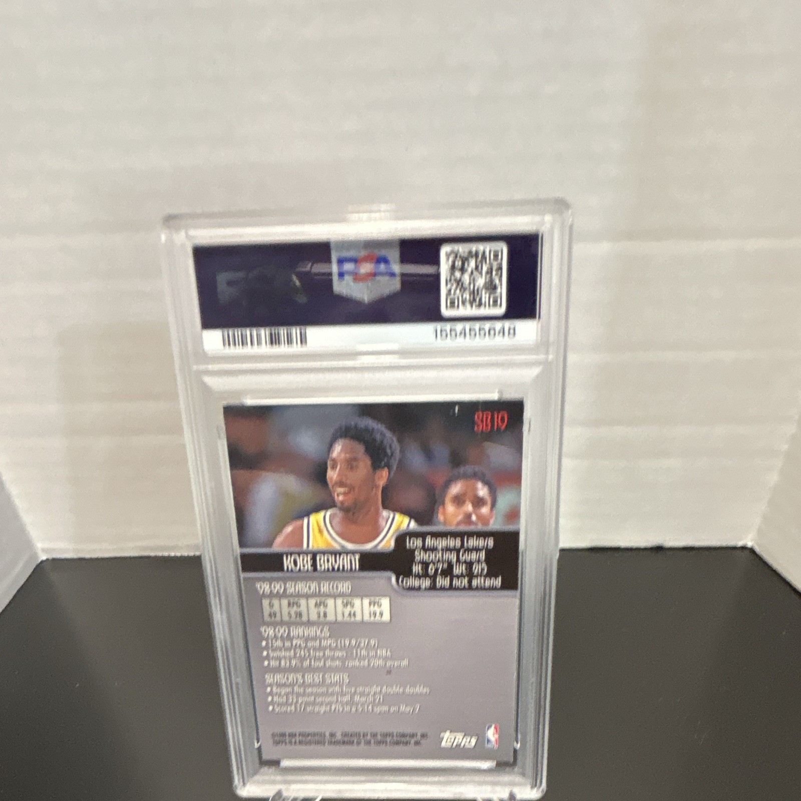 Topps 1999 Season's Best Shooting Stars Kobe Bryant #SB19 Lakers PSA 6 view 2