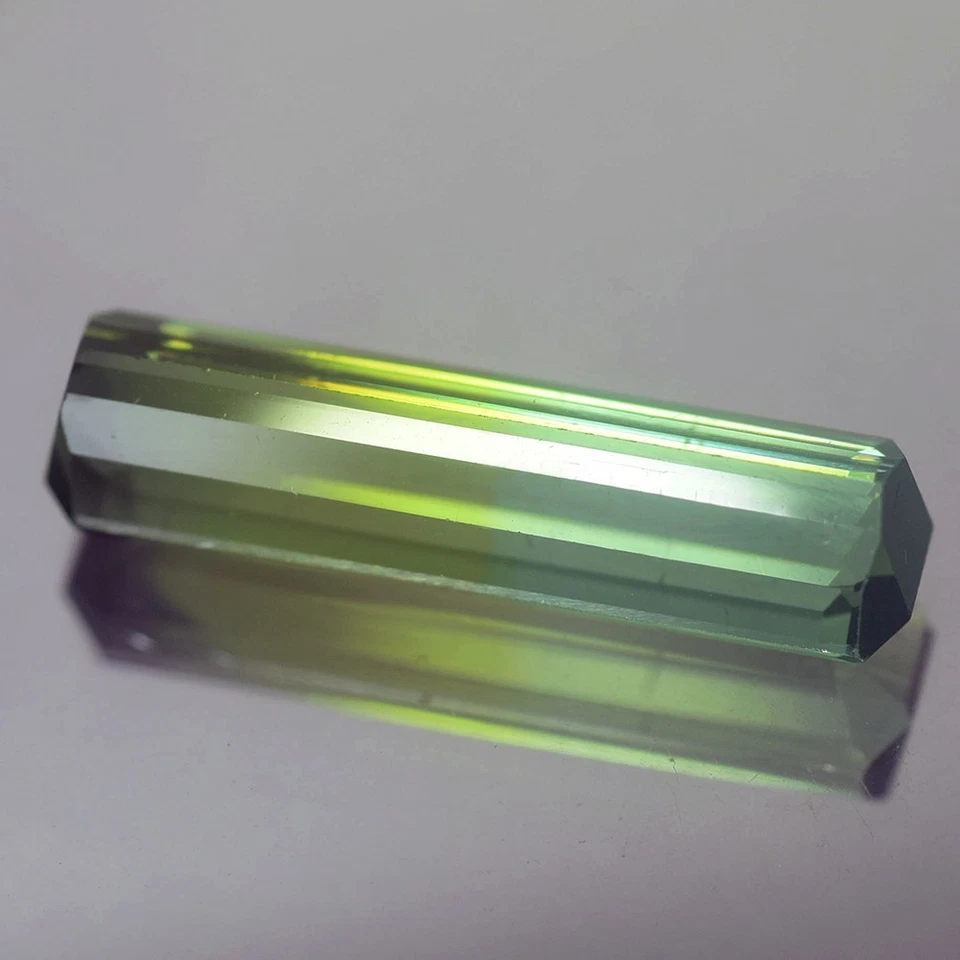 6.28CT GORGEOUS AA OCTAGON UNHEATE BI COLOR TOURMALINE NATURAL - Image 3 of 3