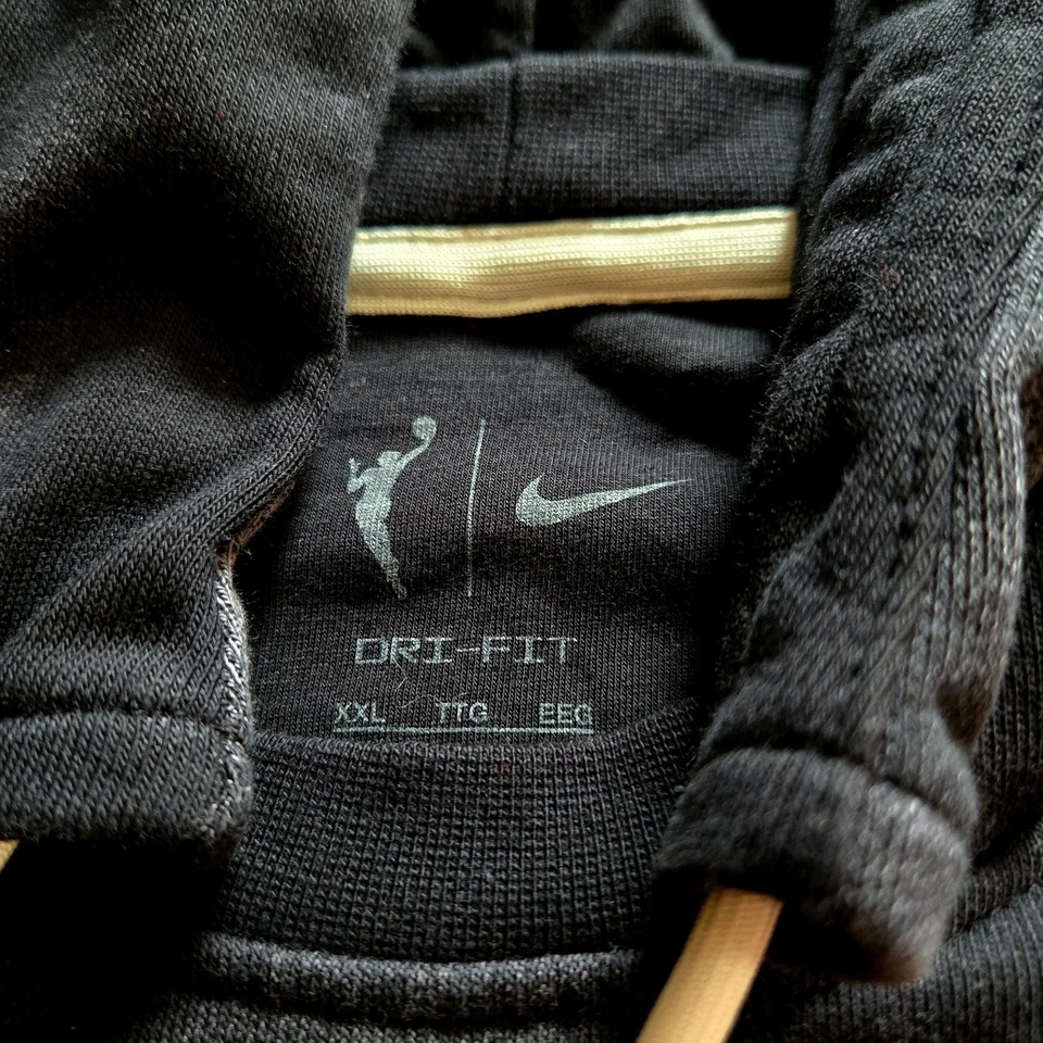 Moletom com capuz Nike masculino XXL Team 13 preto tingido Dri-Fit WNBA 58"C - Imagem 4 de 4