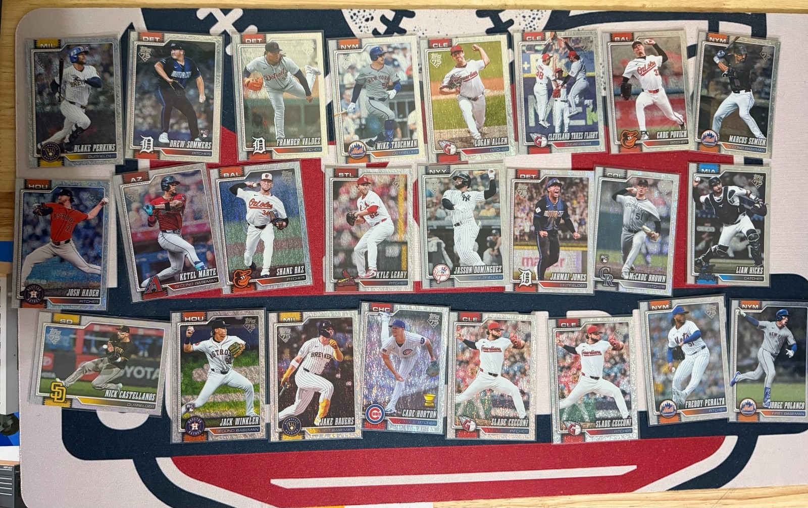 2026 Topps Series 2 Unnumber Parallels ASG, Holo & Rainbow Foil, Diamente & More