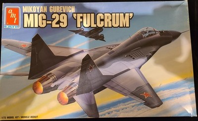 AMT Mikoyan Gurevich MIG-29 Fulcrum 8828 1/72 FS NEW Model Kit
