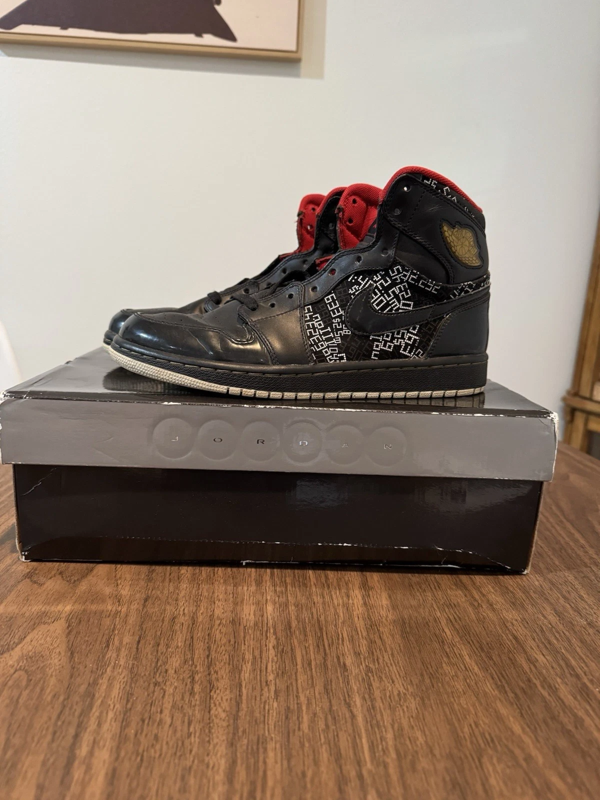 Jordan 1 Retro Hall Of Fame taglia 9M usa contola