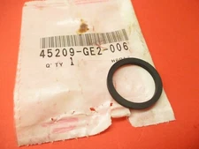NOS OEM NEW ORIGINAL HONDA ATC250R ATC350X XL600 PISTON SEAL 45209-GE2-006