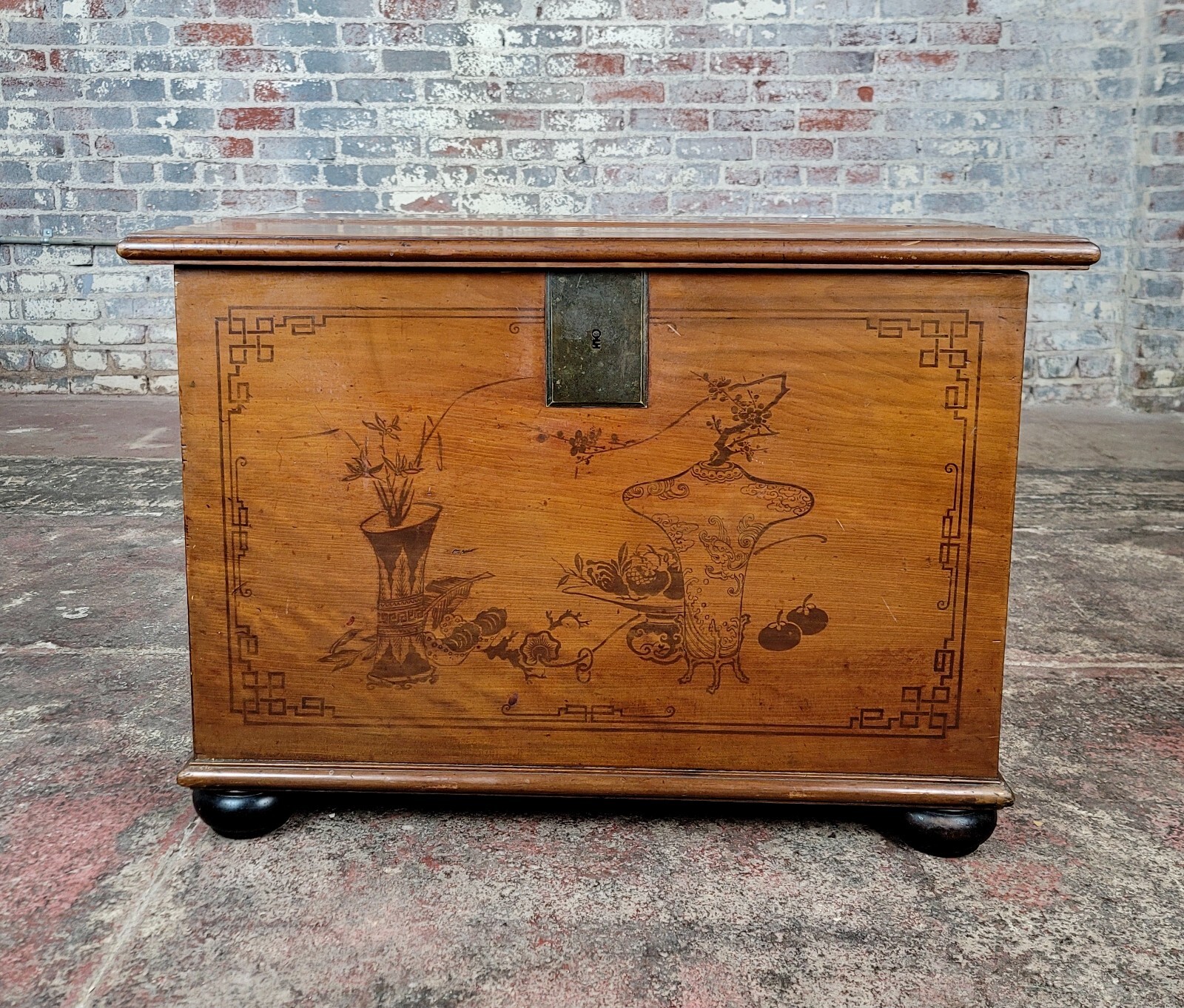 Picture 2 of 12