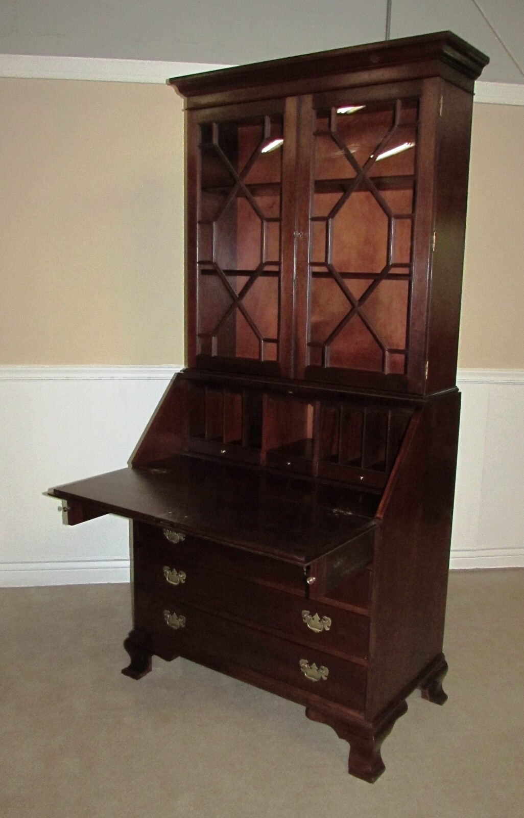 KITTINGER BIGGS OLD DOMINION MAHOGANY SECRETARY DESK WITH BOOKCASE