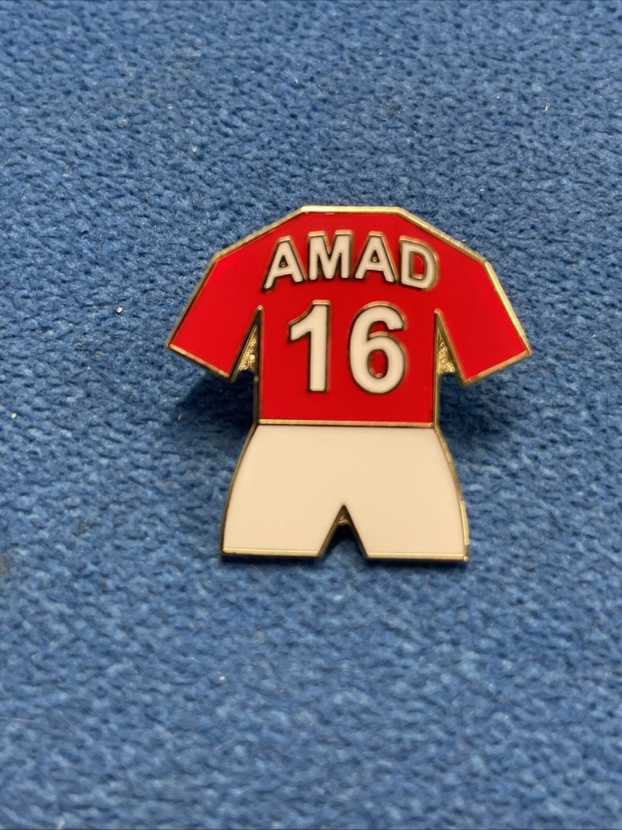 Man Utd Badge On Shirt Manchester United Diallo AMAD 16