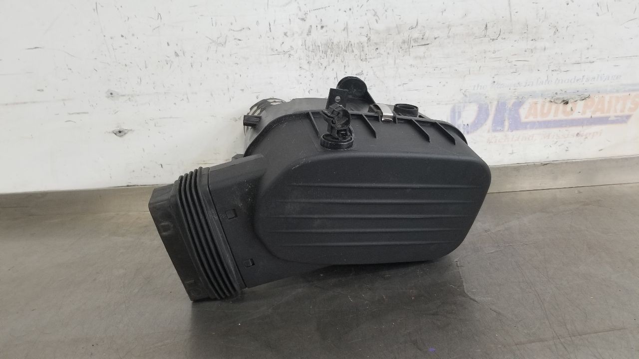 17 2017 MASERATI GHIBLI 3.0L DRIVER LEFT ENGINE AIR CLEANER AIR INTAKE BOX 