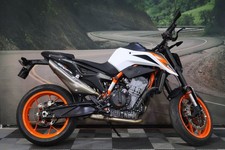 2021 KTM 890 Duke R 
