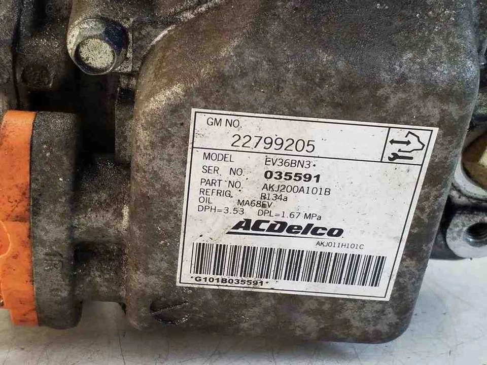 OPEL AMPERA Kondensatpumpe Klimaanalge 22799205 1.4 2014 32171921 — 第 3/4 张图片