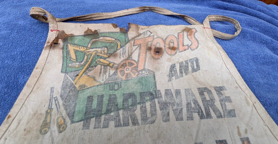 Tabliers à comptines - Fileuse d'histoires -tapis à histoires- made in