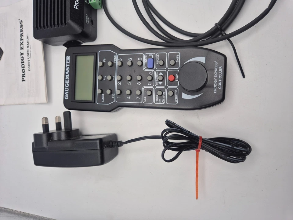 GAUGEMASTER 'MULTI' GAUGE DCC01 DIGITAL PRODIGY EXPRESS PACKAGE - Image 2 of 4