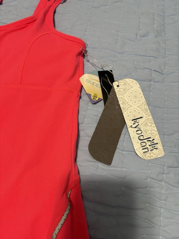 Camiseta sin mangas de yoga rosa con tiras con inserciones de malla nueva con etiquetas Foto 2 de 4