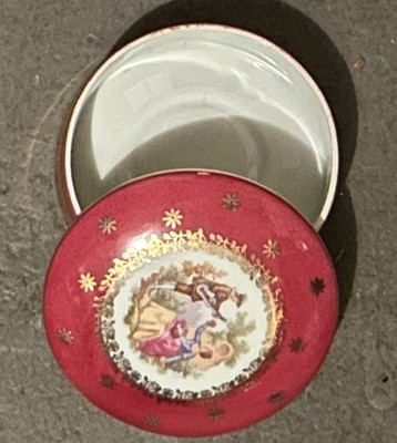 Dose Porzellan Limoges  edel Pillendose Thinket Box leicht beschädigt