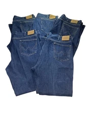 Wrangler Rugged Wear 5 Jean Combo Mens Regular Fit Boot Cut Size 40X32 Nice Jean