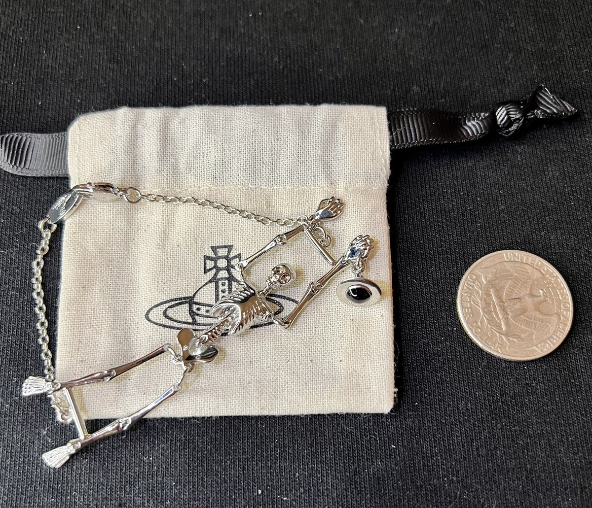希少vivienne westwood BONES ネクタイ　骨　ボーン　スカル vivienne westwood BONES ネクタイ 骨 ボーン スカル