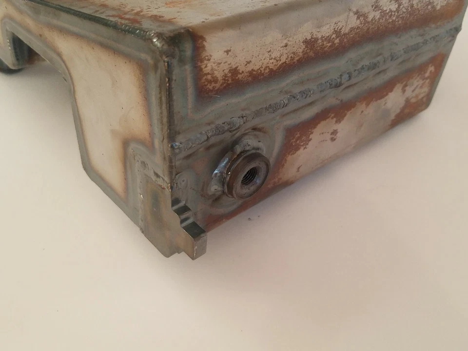 Tanque de aceite Big Dog Motorcycles OEM - 2006-20 (K-9, Mastín, Bulldog) - NUEVO Foto 4 de 4