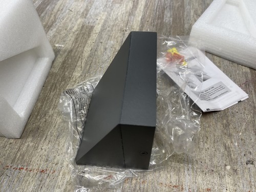 Tech Lighting PITCH SINGLE 700WSPITSH-LED830 SEALED NEW - Picture 5 of 7
