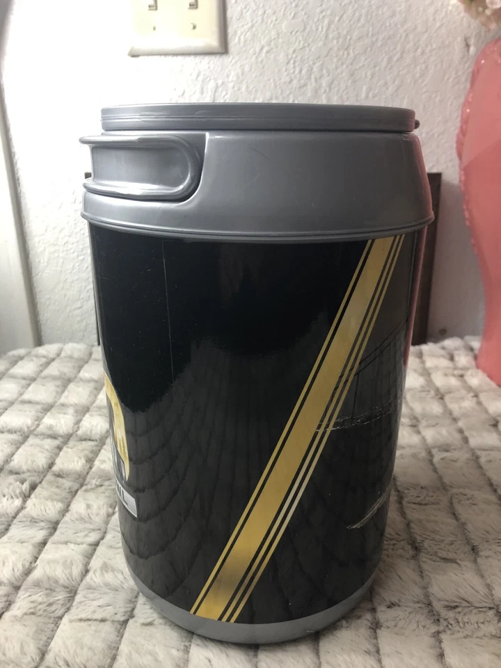 Mini enfriador de latas oficial NFL 2015 Super Bowl 50 Panthers Broncos LEVI Stadium Foto 2 de 4