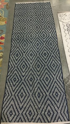 NAVY / IVORY 2'-3'' X 7' Broken Thread Rug, Reduced Price 1172651498 MTK811C-27