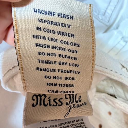 Miss Me Size 27 White Jean Shorts – Rhinestone / Bling Embellished/Frayed Hem - Picture 5 of 13