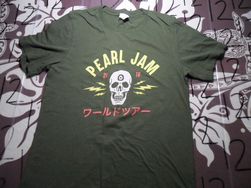 Small Pearl Jam 2018 Lightly Cracked Shirt