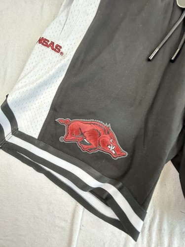Arkansas Razorbacks Pro Standard Size XL Shorts Brand New $90 Mens Rare Item - Picture 6 of 10