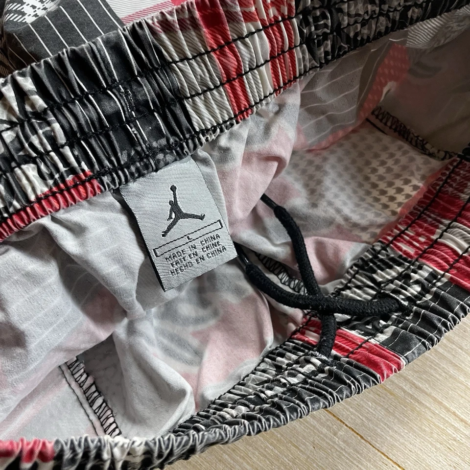 Vintage Nike Air Jordan Wings Shorts Youth Boys Size L Patchwork Y2K 90s - Image 3 of 4