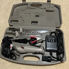 RAPALA Electric Fillet Knife Set wCase 2 Blade Battery 110Car Adapter Free Ship