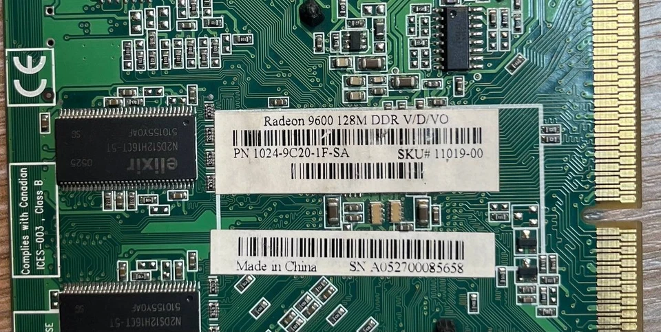 Tarjeta de video Sapphire ATI Radeon 9600 128 MB AGP VGA DVI S-Video. PROBADO Foto 4 de 4