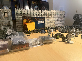 Games Workshop Herr der Ringe/Middle Earth Figuren & Gelände Konvolut
