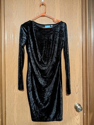 princess polly baby blue dress Hot Topic Black Crushed Velvet Bell-Sleeve Mini Dress Plus Size