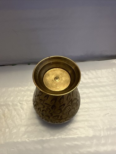 Vintage Hand Chased Small Flower Vase Brass 4" Tall Floral India - Picture 3 of 3
