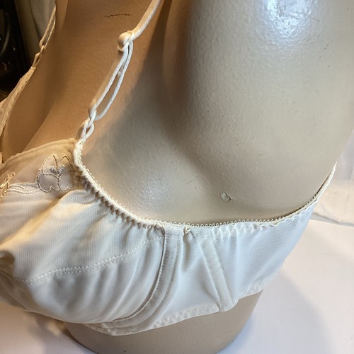 Bali Underwire Bra Flower Full Coverage Comfort Figure Floral U Back Size 40b - Picture 6 of 9
