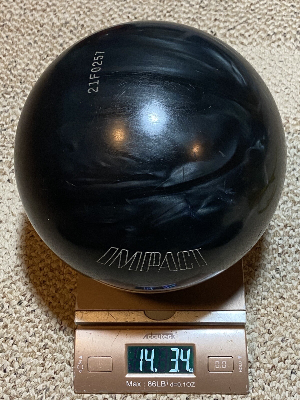 EBONITE IMPACT BOWLING BALL  14 lbs  3.4 ozs