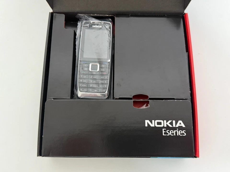 BRAND NEW NOKIA E51 UNLOCKED PHONE  - 2 MP CAM - 3G - BLUETOOTH - WIFI - Image 3 of 4