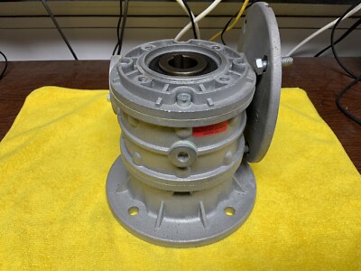 STM RMI-50-FL Worm Gear Reducer 1:28 Ratio New Old Stock STM RMI-50-FL Worm Gear Reducer 1:28 Ratio New Old Stock