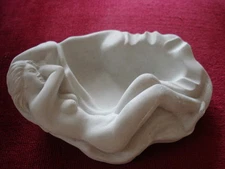 Stuck - Ashtray with Nude Lady - Men Gift made of Concrete Outside