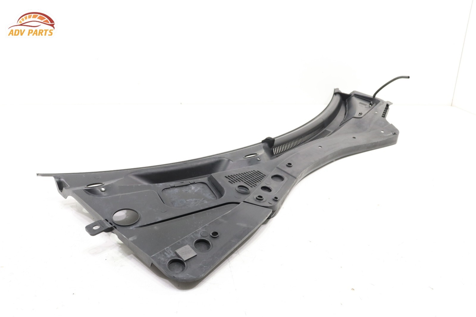 2014 - 2020 MASERATI GHIBLI WINDSHIELD WIPER COWL COVER PANEL GRILLE OEM