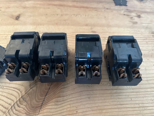 INTERRUPTOR DE LOK FEDERAL PACIFIC 100 AMPERIOS TIPO NA 2 POLOS 120/240 VOLTIOS - Imagen 7 de 10