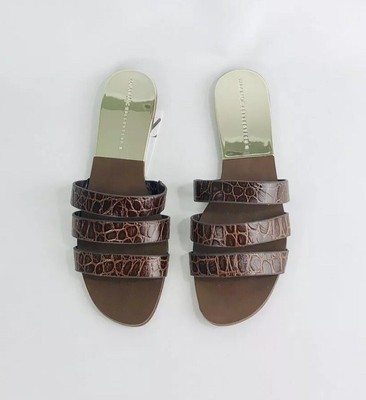 inexpensive women's shoes online