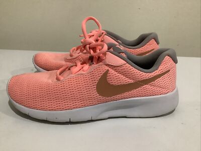 👀NIKE TANJUN RUNNING SHOES SIZE 6 YOUTH 818384-607 NIB