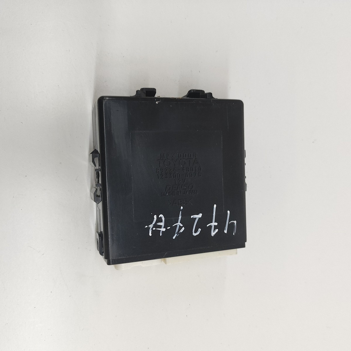 LEXUS RX XU30 Rear Right Door Control Unit 89224-48010 2005