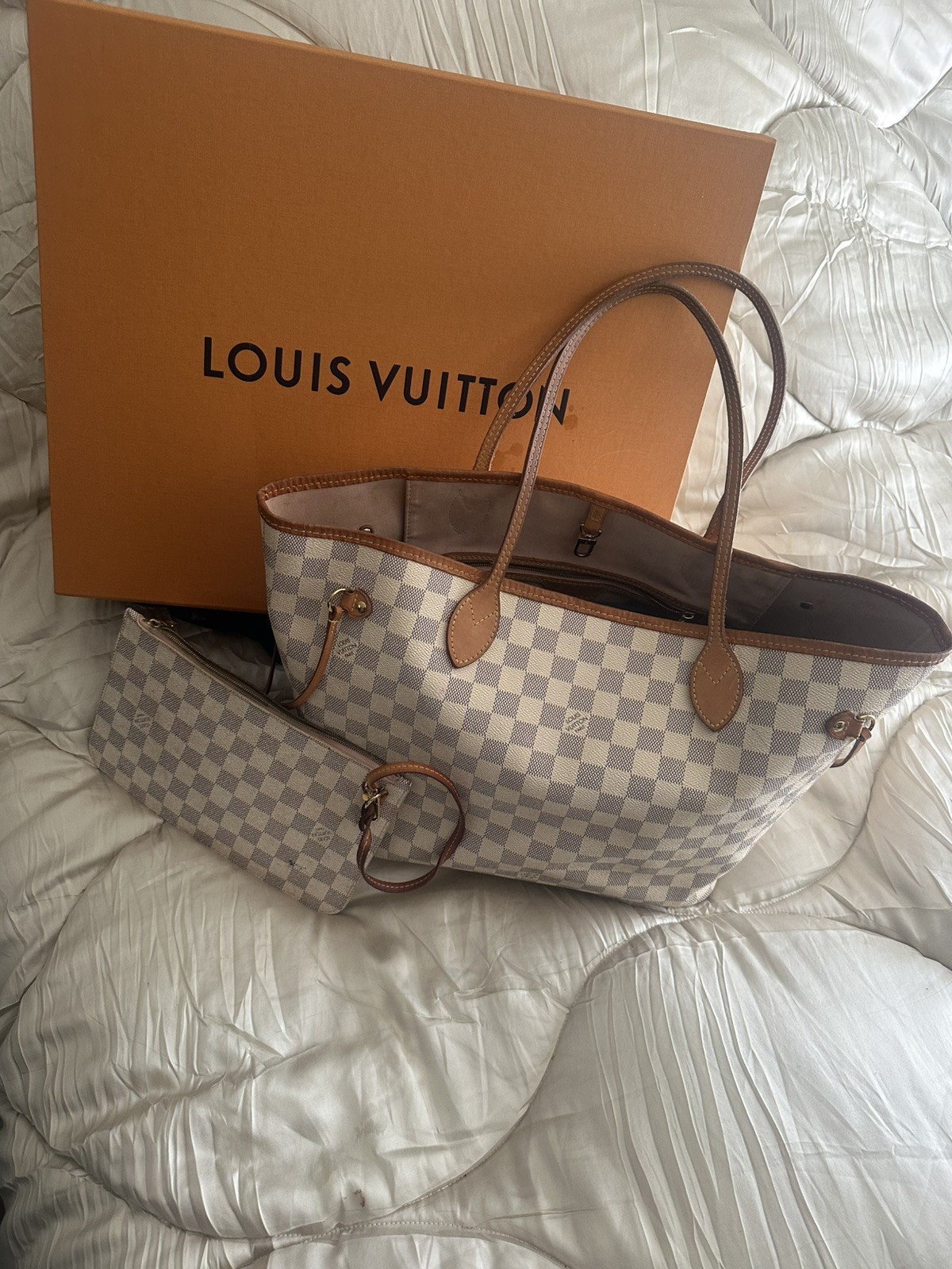 Louis Vuitton Neverfull Tote MM Beige Canvas