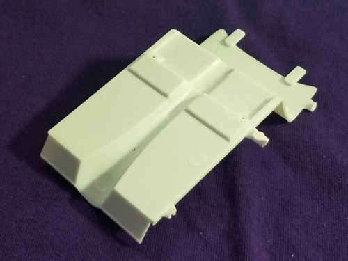 1968 Dodge Dart HEMI INTERIOR FLOOR from Revell 1:25 Model Kit 68 - Picture 7 of 10
