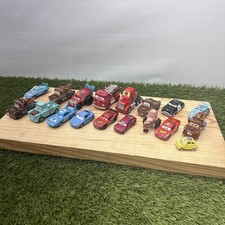 Disney Pixar Cars Lot of 18 Diecast Cars Mater Lightning McQueen Dinoco Mack